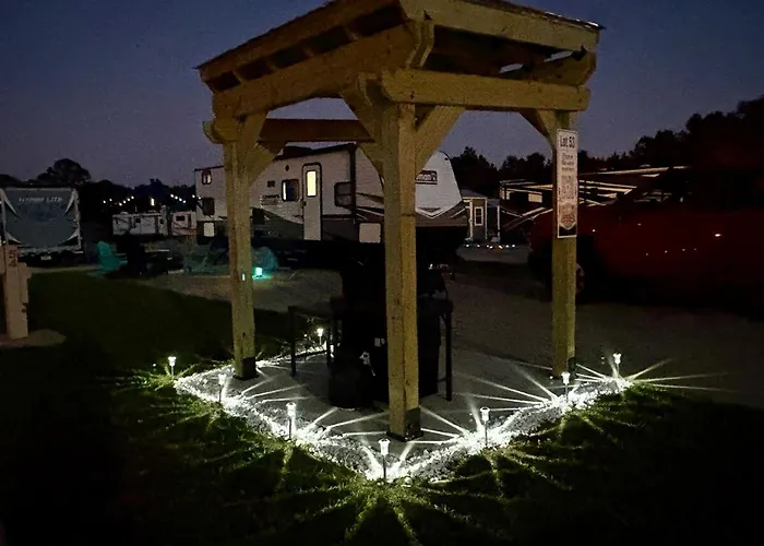 Your Glamping Escape Awaits 5 Miles From The * Gulf Shores