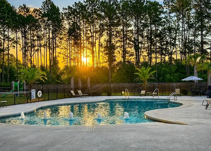Your Glamping Escape Awaits 5 Miles From The * Gulf Shores