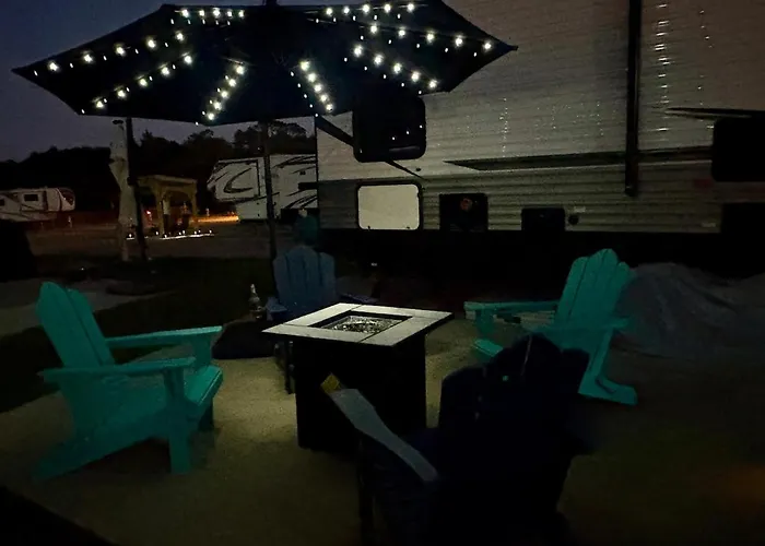 Your Glamping Escape Awaits 5 Miles From The * Gulf Shores