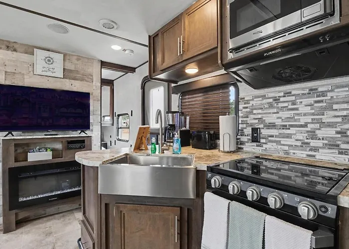 Your Glamping Escape Awaits 5 Miles From The