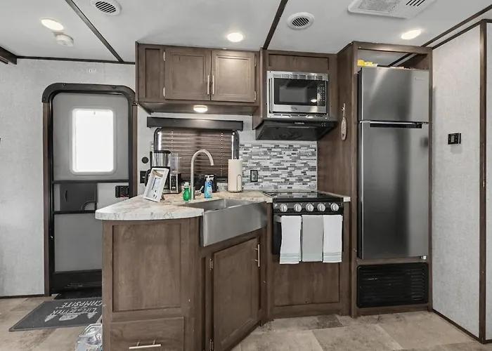 Holiday home Your Glamping Escape Awaits 5 Miles From The Gulf Shores